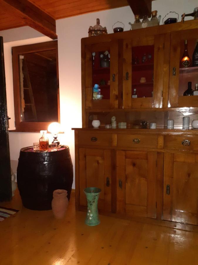 Casa Hariton Villa Dragus Bagian luar foto