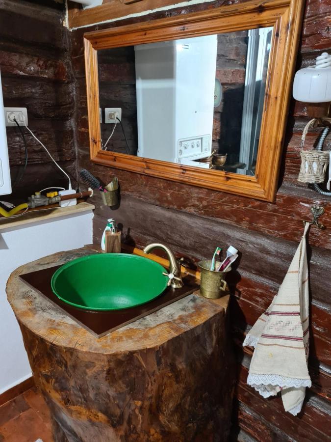 Casa Hariton Villa Dragus Bagian luar foto
