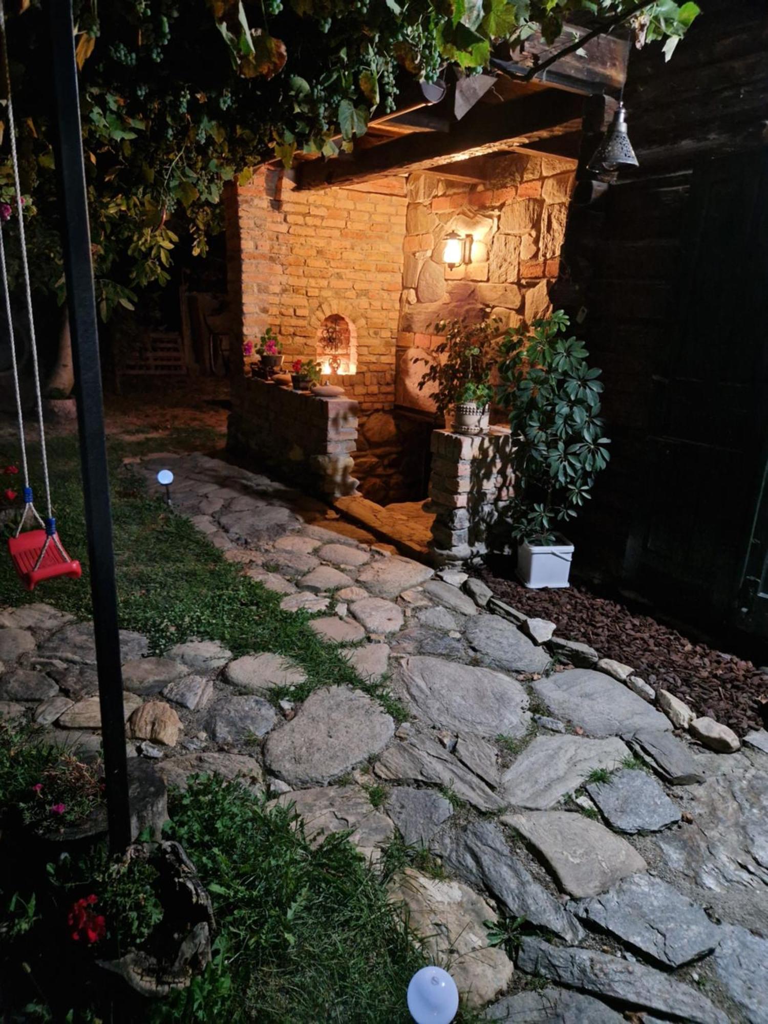 Casa Hariton Villa Dragus Bagian luar foto