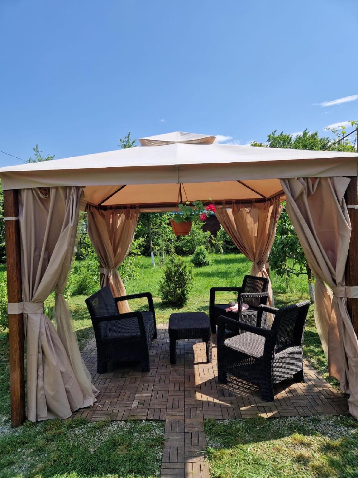 Casa Hariton Villa Dragus Bagian luar foto